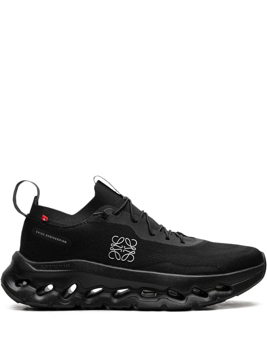 On Running X Loewe Cloudtilt