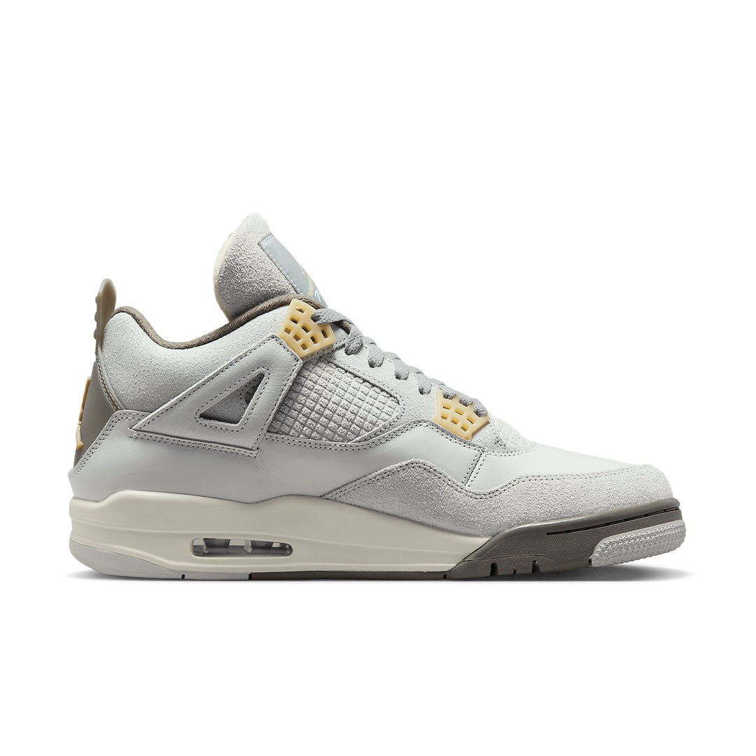 Air Jordan 4 Retro SE