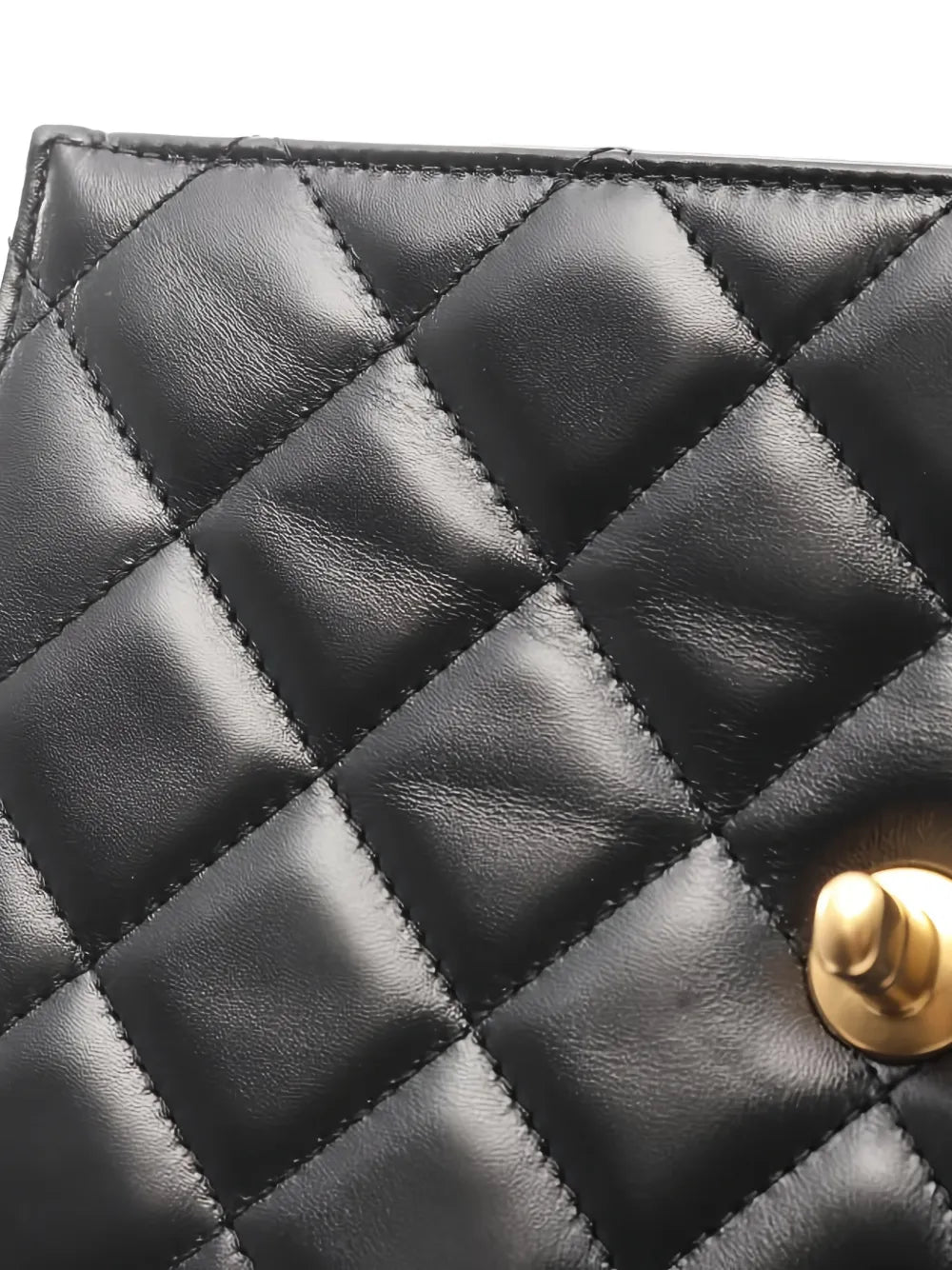 Chanel Pre Owned 2021S Diamond Quilted Lambskin Shoulder Bag