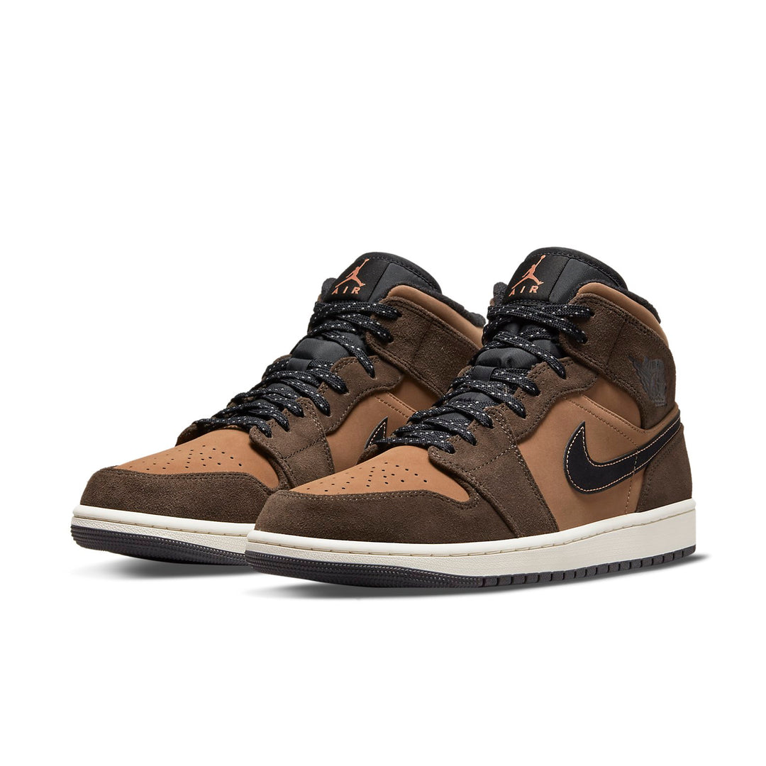 Air Jordan 1 Mid SE