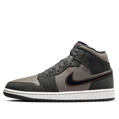 Air Jordan 1 Mid SE